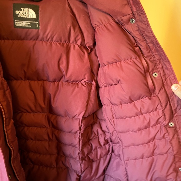 The North Face Maroon Winter Jacket - Picture 3 of 6